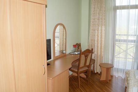 Стандартный 2-местный (DBL с балконом, корпус 4)